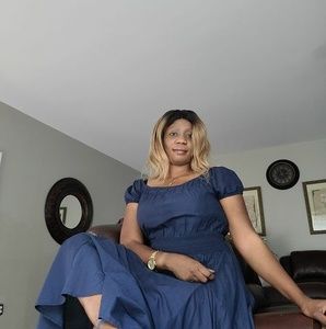 Meet your Posher, Isatu